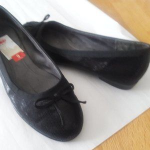 Ladies Shoes